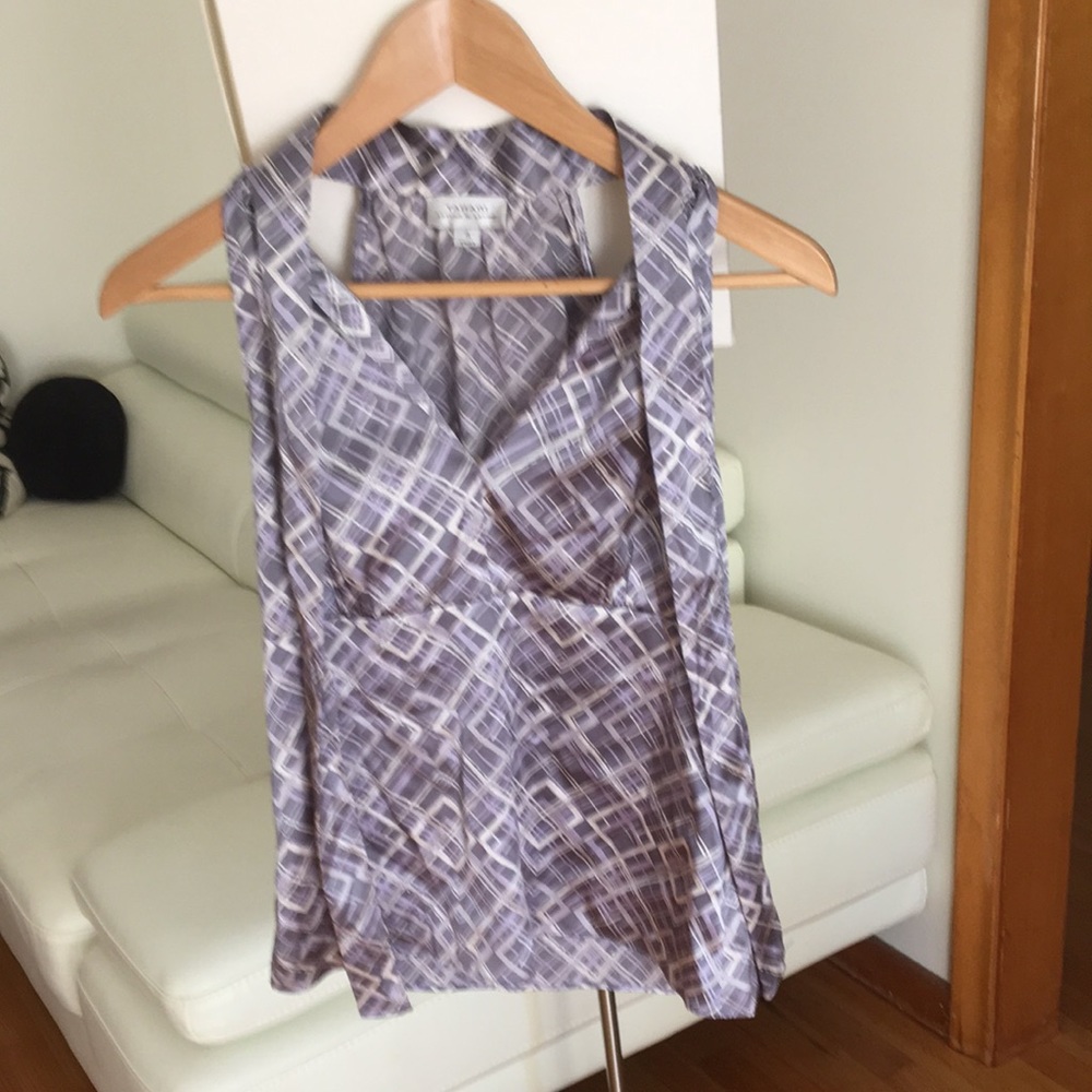 Tahari women blouse, size 4